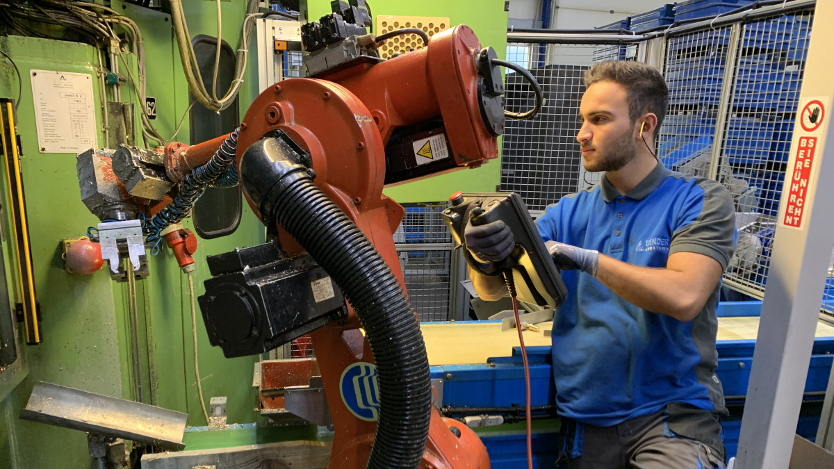 BENDER ARMATUREN GMBH & CO.KG